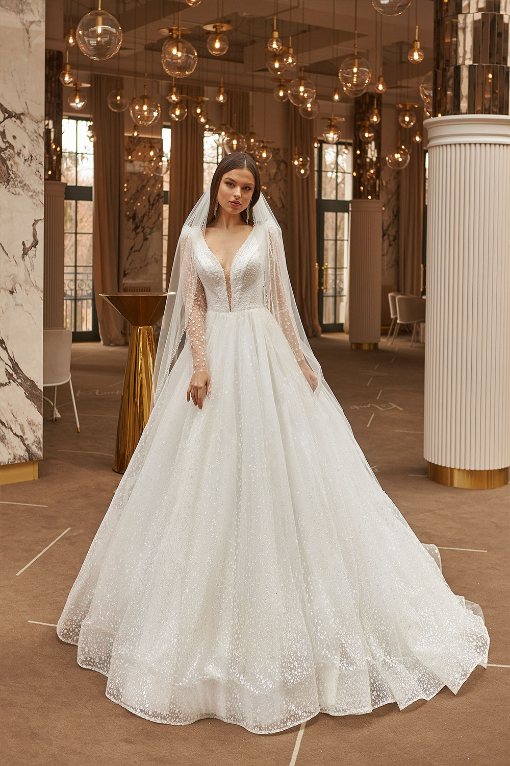 Kira Nova Daniela 4758